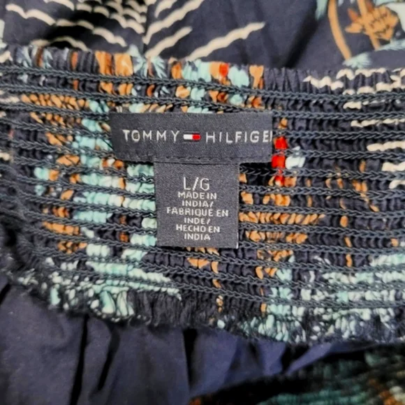 🔹3/$15🔹Women's Tommy Hilfiger, Beachy print Skirt w/matching Camisole - Picture 3 of 5